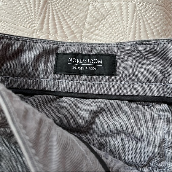 Nordstrom 32” shorts in gray - Picture 7 of 7